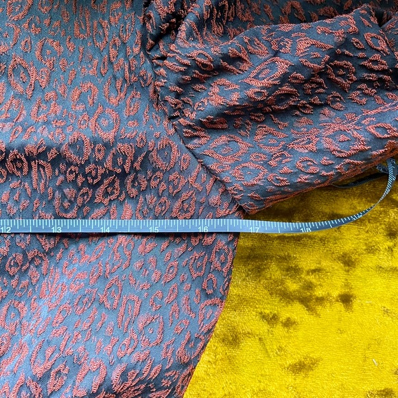 Hutch SZ S Leopard Jacquard Puff Sleeve Blouse! - Picture 8 of 13